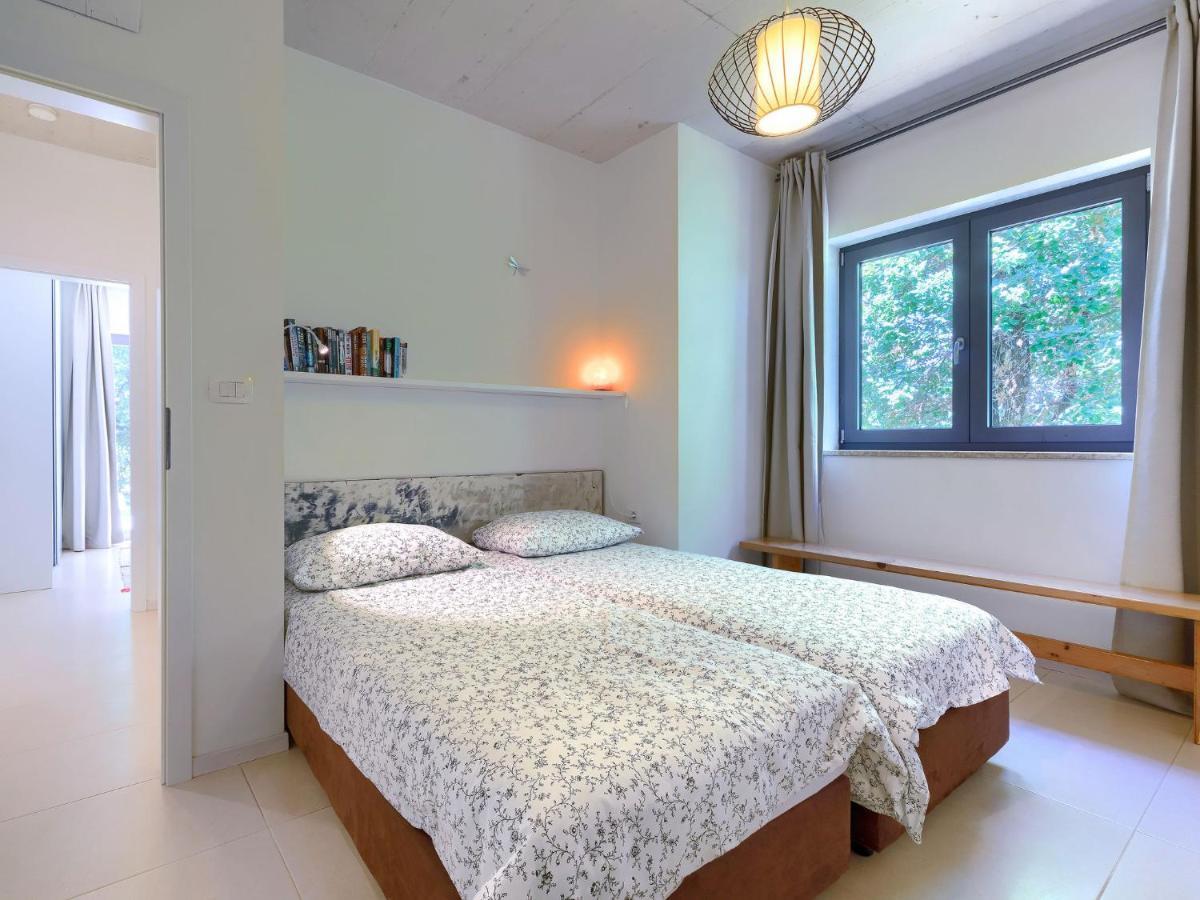 Holiday Home Villa Frleti Umago Esterno foto